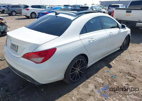2018 Mercedes-Benz Cla 250 z USA, uszkodzony, nr VIN WDDSJ4EB2JN642317